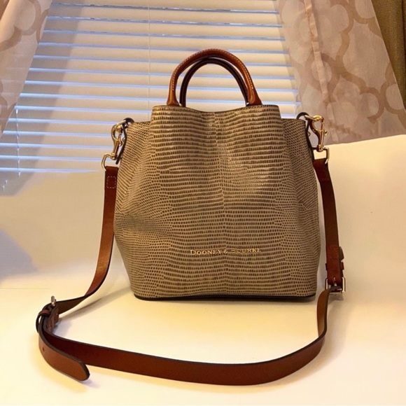 Dooney & Bourke Barlow Taupe Bucket Bag Tote - Picture 13 of 14